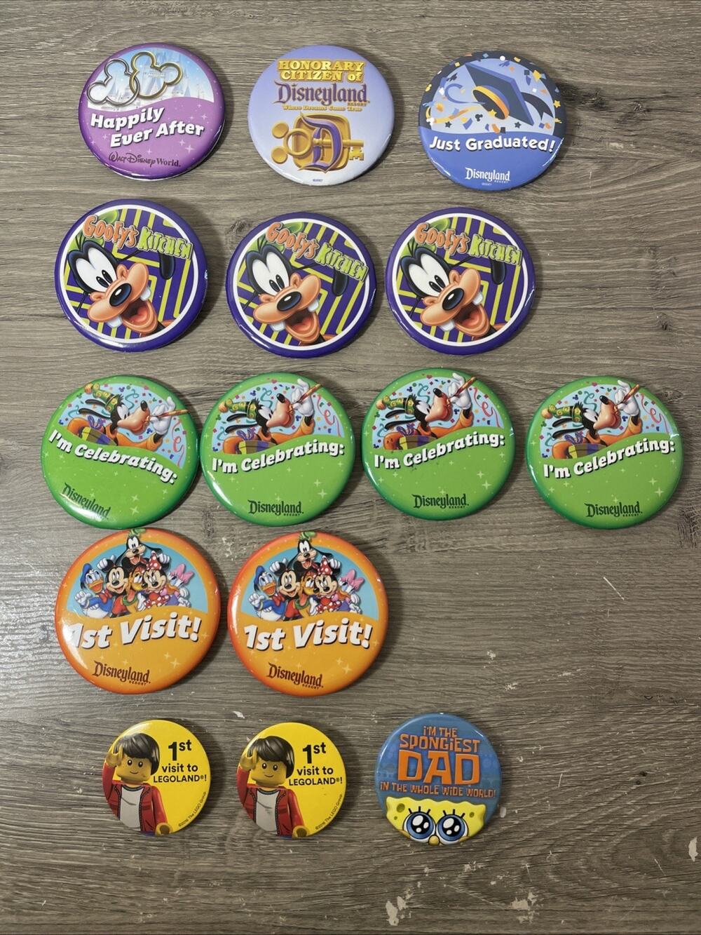 Lot of 13 Disney Park Celebration Buttons & Legoland Pins - Goofy 1st Visit